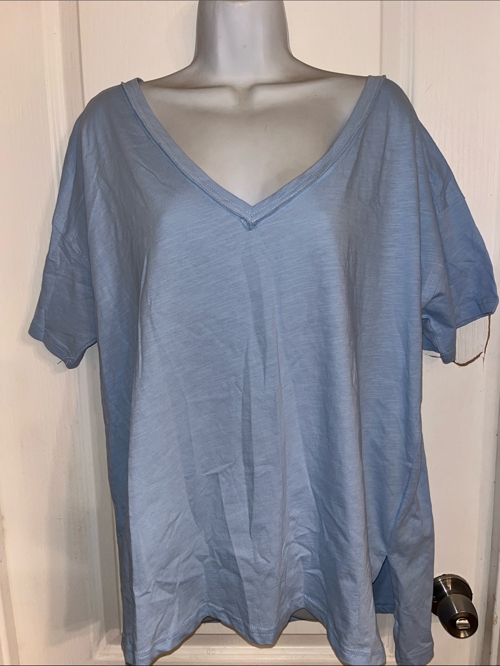 NWOT POL Clothing Relaxed Fit Lightweight Short Sleeve High Low Top Blue, Large